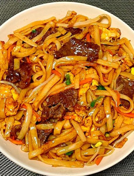 干炒牛河怎么做_正宗干炒牛河配方