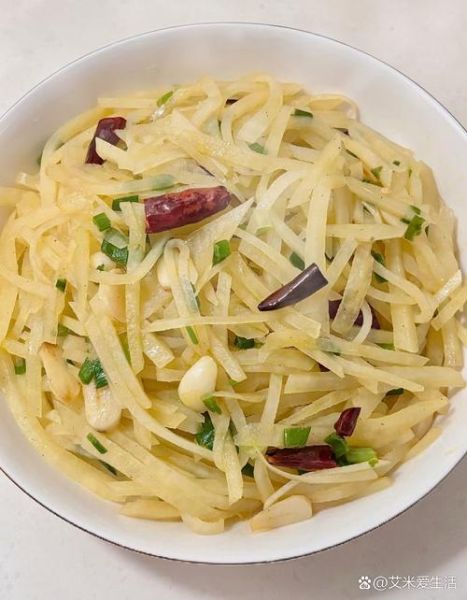 家常土豆丝怎么炒才脆_土豆丝要不要焯水