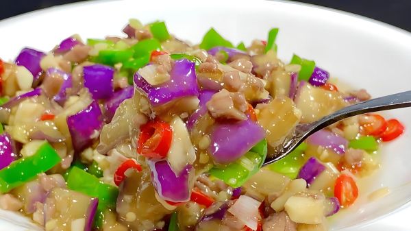 紫皮茄子怎么炒好吃_家常紫皮茄子做法