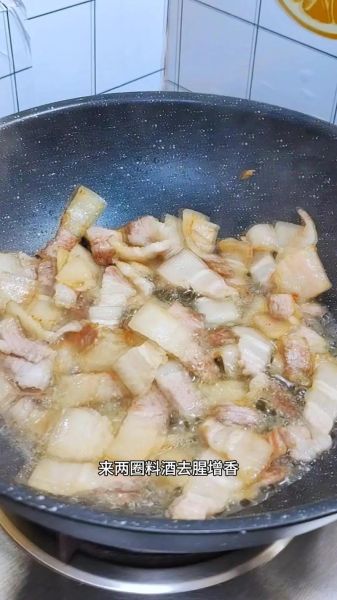 酸菜炒肉怎么炒好吃_酸菜炒肉家常做法