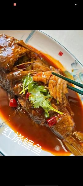 红烧鲤鱼家常做法_怎么做不腥又入味