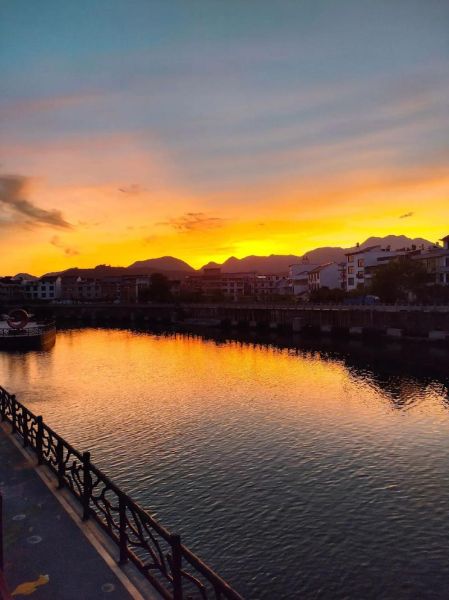 夕霞是什么意思_夕霞和晚霞的区别