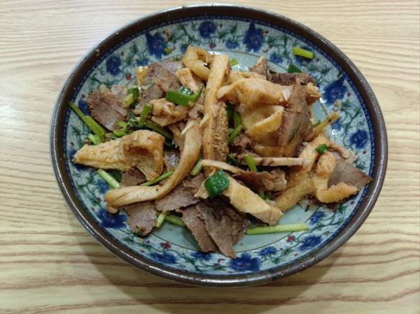家常牛杂怎么做_牛杂需要焯水吗