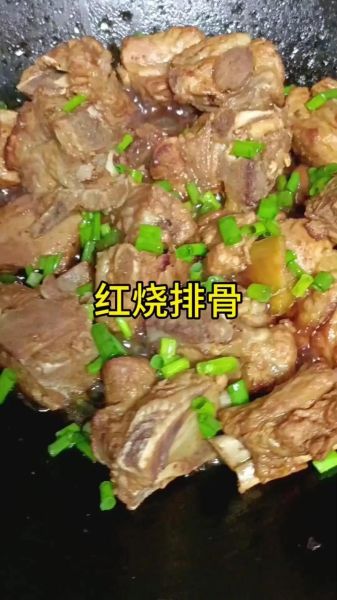 炒排骨怎么做_炒排骨需要焯水吗