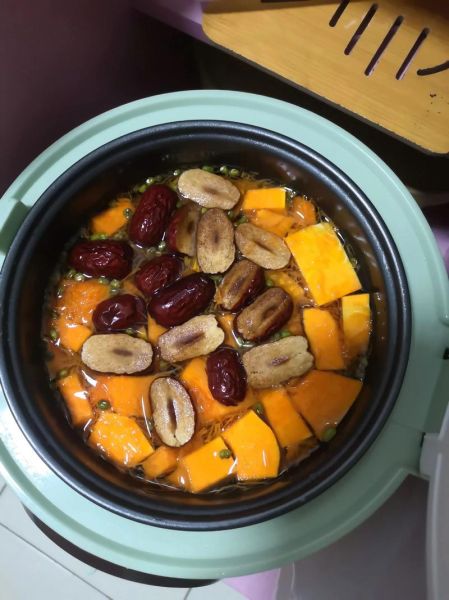 绿豆南瓜汤怎么煮_绿豆南瓜汤的功效与禁忌