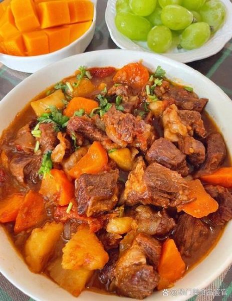 西红柿炖牛腩怎么做_牛腩怎么炖才软烂