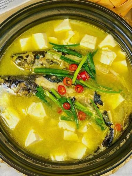 黄辣丁炖豆腐怎么做_黄辣丁炖豆腐需要焯水吗