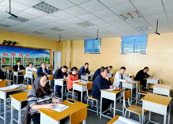 中学教师如何移民_中学教师移民哪个国家好