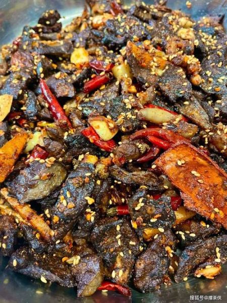 炒猪肺怎么炒才脆嫩_猪肺炒之前怎么处理干净