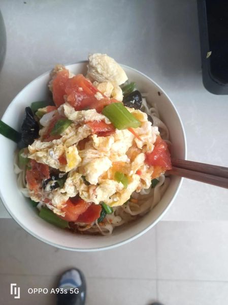 捞面条怎么做_捞面条的家常做法