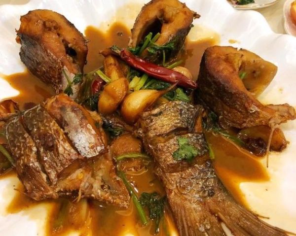 炖梭鱼的家常做法_梭鱼怎么炖不腥