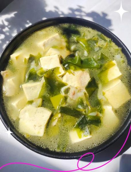 海带豆腐汤怎么做_海带豆腐汤的家常做法