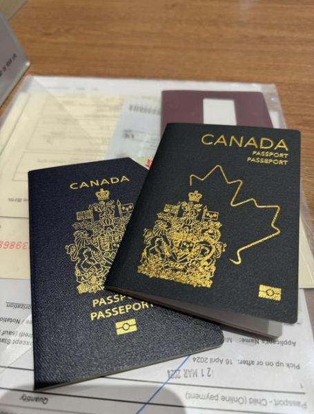 加拿大入籍申请条件_多久能拿到加拿大护照