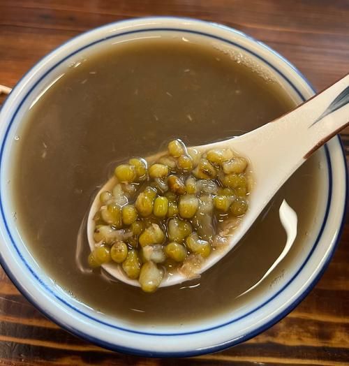 绿豆怎么煮容易烂_绿豆汤的正确做法