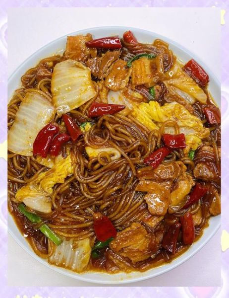 白菜猪肉炖粉条怎么做_白菜猪肉炖粉条的家常做法