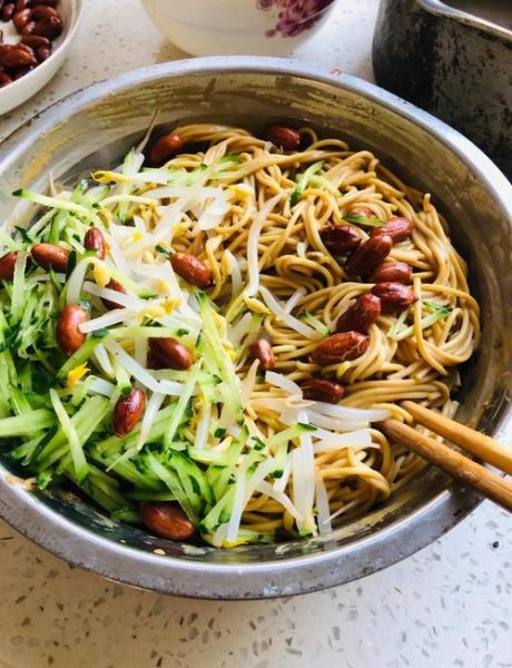 热干面怎么做好吃_热干面酱汁怎么调