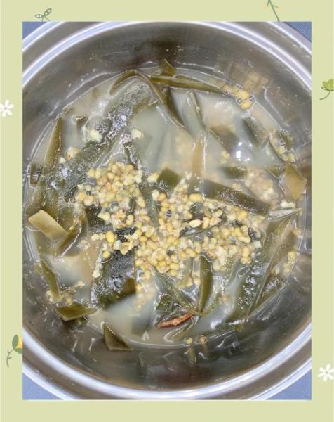 海带绿豆排骨汤怎么做_绿豆海带汤要炖多久