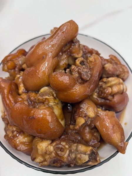 红烧猪蹄怎么做_红烧猪蹄的家常做法