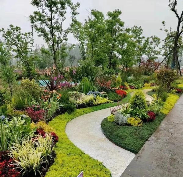 庭院景色怎么搭配_庭院四季植物推荐