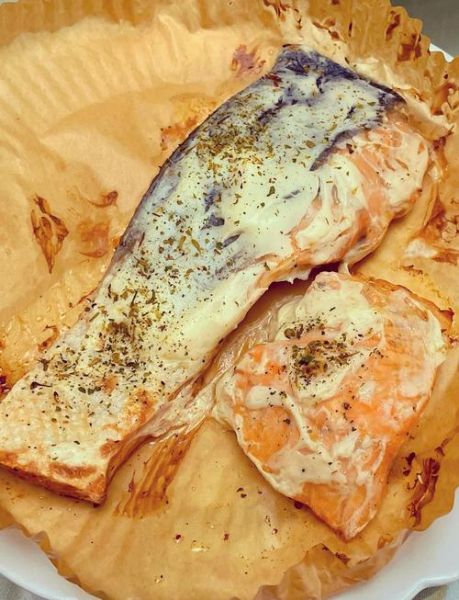 烤三文鱼的做法_烤三文鱼温度和时间怎么掌握