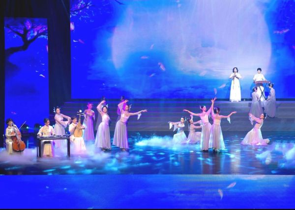 春江花月夜适合什么场景演奏_春江花月夜表达什么情感