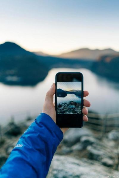 什么手机拍照好看_拍照好看的手机推荐