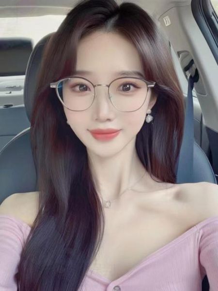 戴眼镜女生怎么变好看_适合戴眼镜的漂亮词语有哪些
