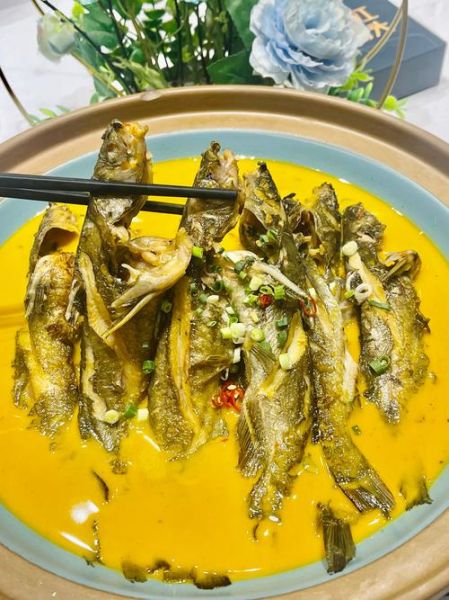 干锅黄骨鱼怎么做_黄骨鱼去腥技巧