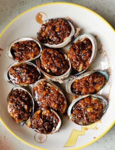 鲍鱼怎么做好吃_家常清蒸鲍鱼步骤