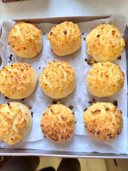 椰蓉面包怎么做_椰蓉面包的做法步骤