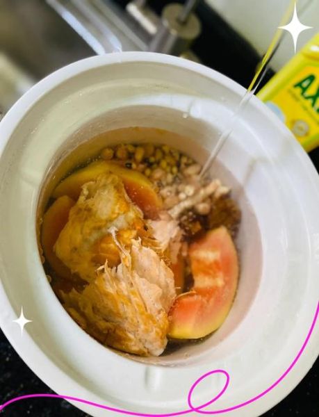 三文鱼骨汤的做法_三文鱼骨汤怎么炖不腥