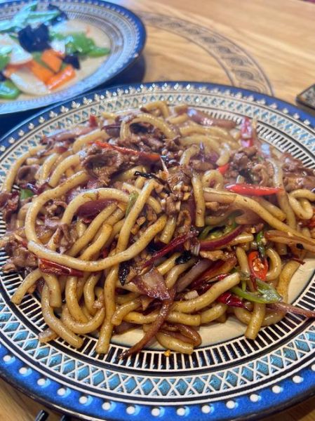 羊肉炒粉条怎么炒才好吃_羊肉炒粉条的家常做法