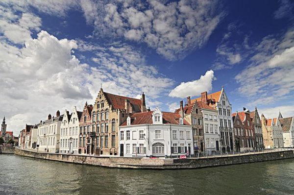 比利时购房移民条件_比利时购房移民多少钱