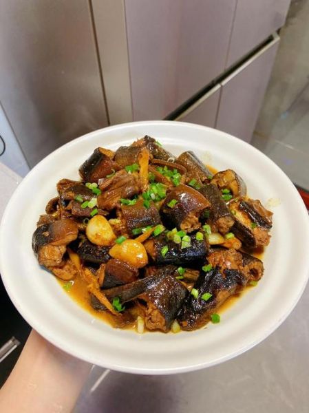 鳝鱼怎么做好吃_鳝鱼的家常做法步骤