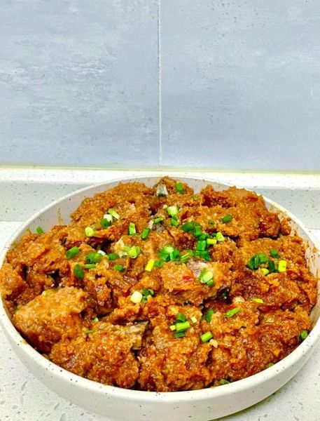 粉蒸排骨怎么做_粉蒸排骨用什么米粉最好