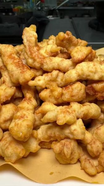 软炸里脊怎么做才外酥里嫩_软炸里脊的家常做法步骤