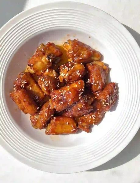 甜酸排骨怎么做_家常甜酸排骨的正宗做法