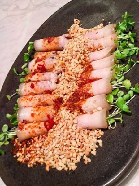 蒜泥白肉怎么做_蒜泥白肉的家常做法