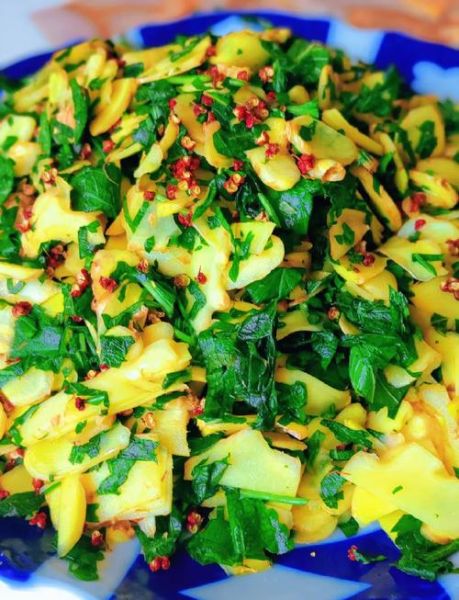 凉拌紫苏叶怎么做_紫苏叶凉拌要不要焯水