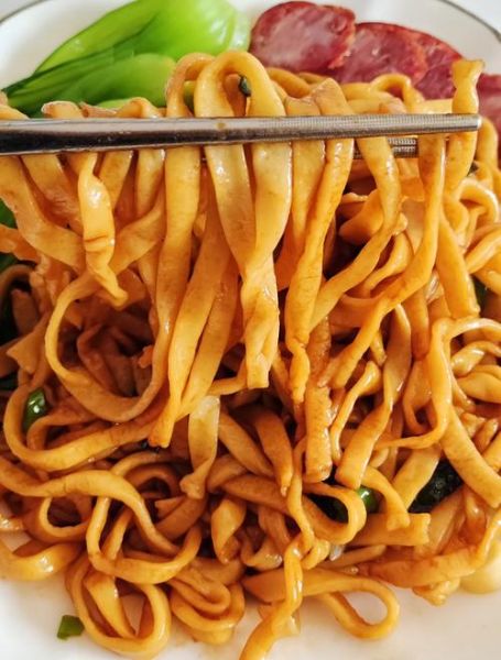 葱油面怎么做_正宗葱油面做法