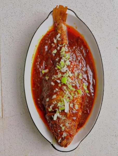 红烧小黄鱼的家常做法_怎么做不腥又入味