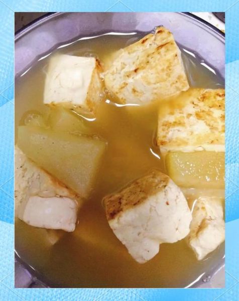 冬瓜豆腐汤怎么做好喝_冬瓜豆腐汤的做法步骤