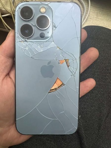 玻璃手机容易碎吗_如何挑选防摔玻璃手机