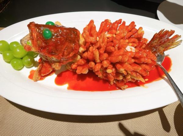 松鼠鳜鱼怎么做_松鼠鳜鱼的家常做法