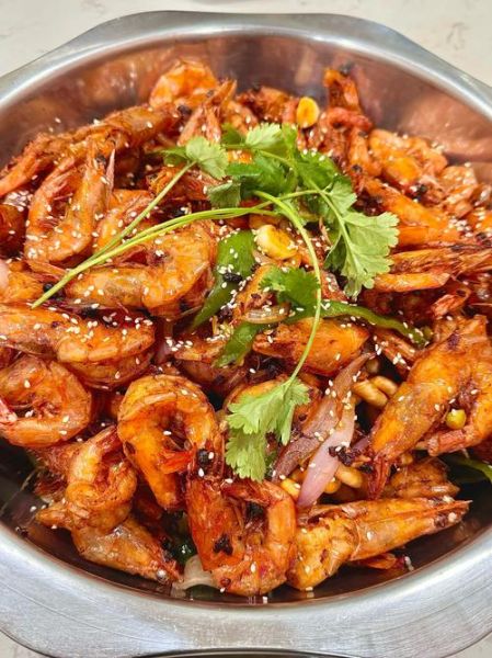 干锅香辣虾家常做法_香辣虾怎么做才入味