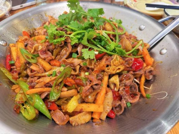 黔江鸡杂怎么做才正宗_黔江鸡杂最地道的做法