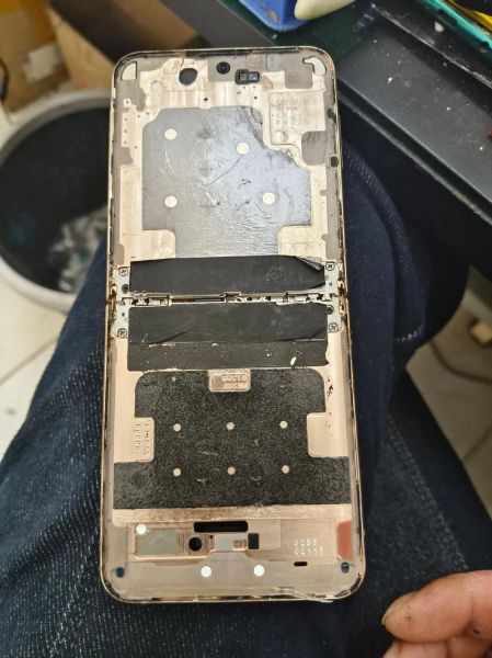 三星手机维修点在哪_三星官方售后电话是多少