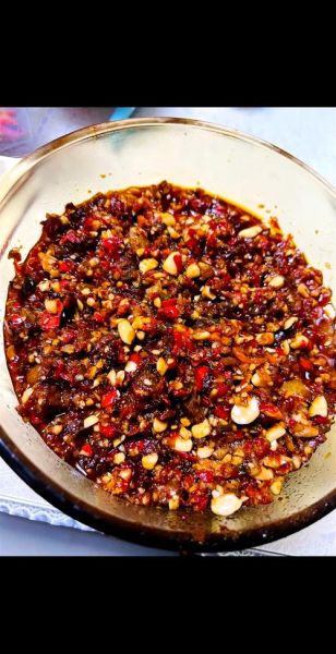 牛肉辣椒酱怎么做最正宗_牛肉辣椒酱最正宗的做法