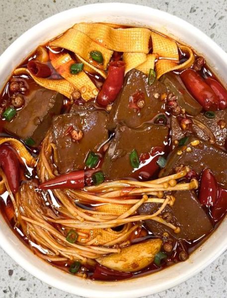 毛血旺怎么做才正宗_毛血旺底料配方