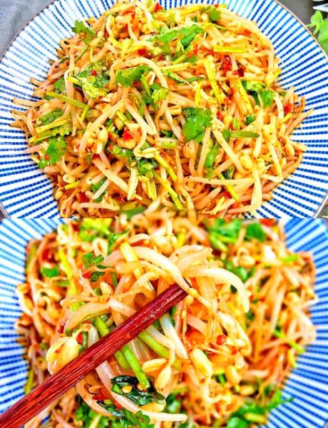 凉拌绿豆芽怎么做好吃_凉拌绿豆芽需要焯水吗